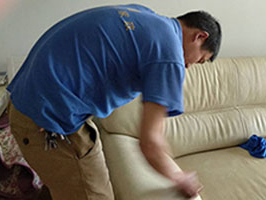 家庭使用的沙發(fā)怎么清洗消毒？