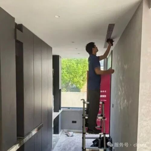 de8013551ad13295f2396ae6e89438e1